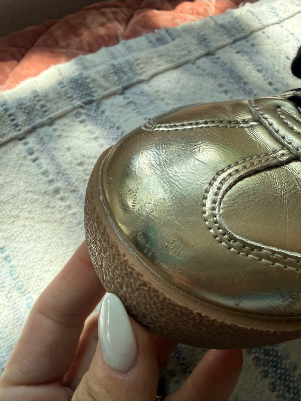 Steve Madden Nirvanna Metallic Gold Sneakers with Black Stripes 8.5 - Picture 6 of 7